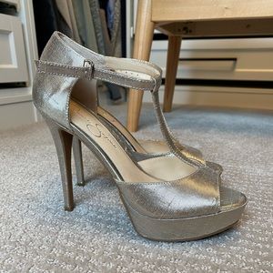 WORN ONCE! Like new, peep toe champagne gold heels by Jessica Simpson